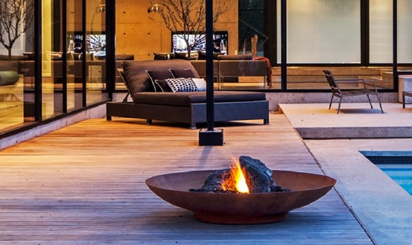 Choosing The Perfect Outdoor Fire Bowl For Your Backyard